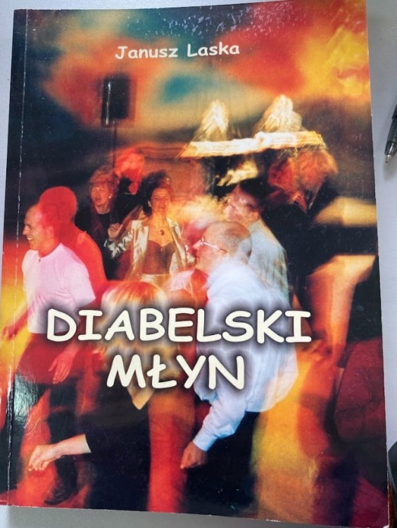 0f19f4e8c58dceb12acb01a802f2d94e.jpg