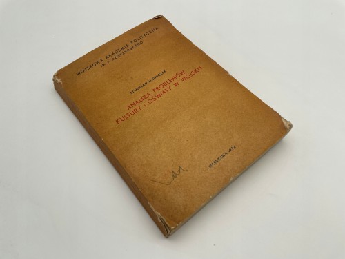 f4daf699cedc874113aae912d39b5e1c.jpg